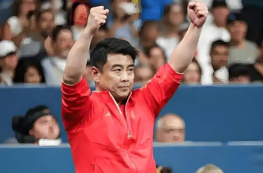 中欧体育官网入口-包含克莱蒙努瓦尔斯主教练调整阵容，备战强敌的词条