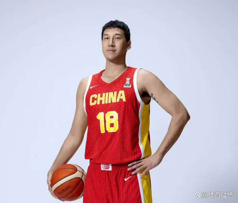 中国男篮集训名单周琦回归赵继伟赵睿在列