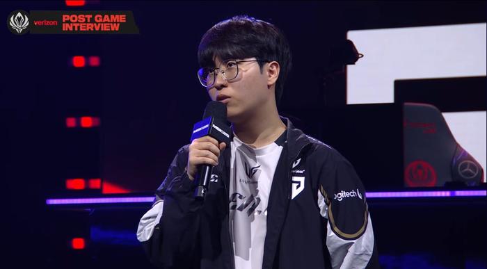 GEN3-2AL：Shanks绝境三杀难挽狂澜；Duro连续神钩进胜决50亮1280回复英雄联盟